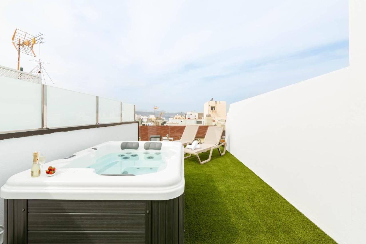 Ferienwohnung Luxury Penthouse With Jacuzzi La Strada Las Palmas / Gran Canaria Exterior foto